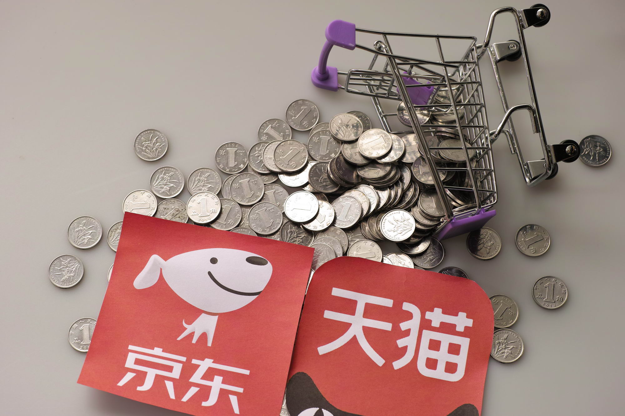 “猫拼狗”混战:没有马云的阿里迎来考验