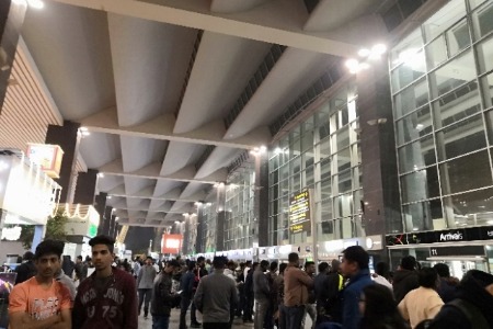 天猫国际“黑五”新玩法：把直播间开到保税仓