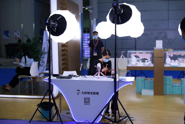 CNNIC报告:上半年国内电商直播超过1000万场